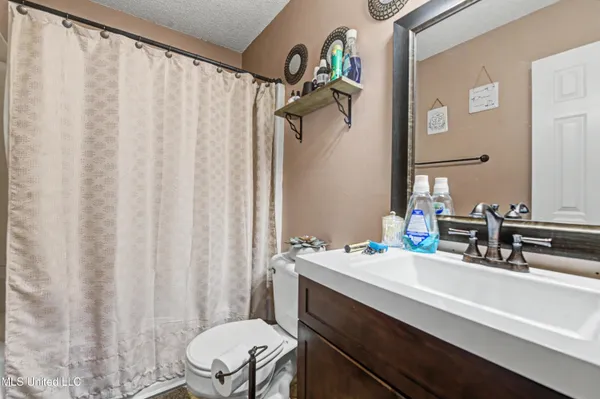 $259,000 | 142 Lynne Lane, Lucedale, MS 39452