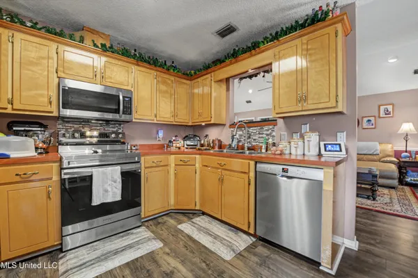 $259,000 | 142 Lynne Lane, Lucedale, MS 39452