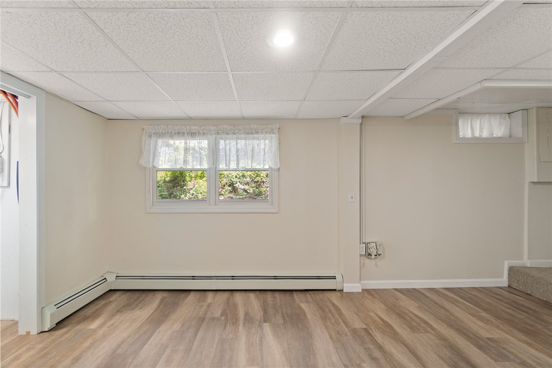 183 Winnapaug Road Westerly, RI 02891 - Photo 23 of 38