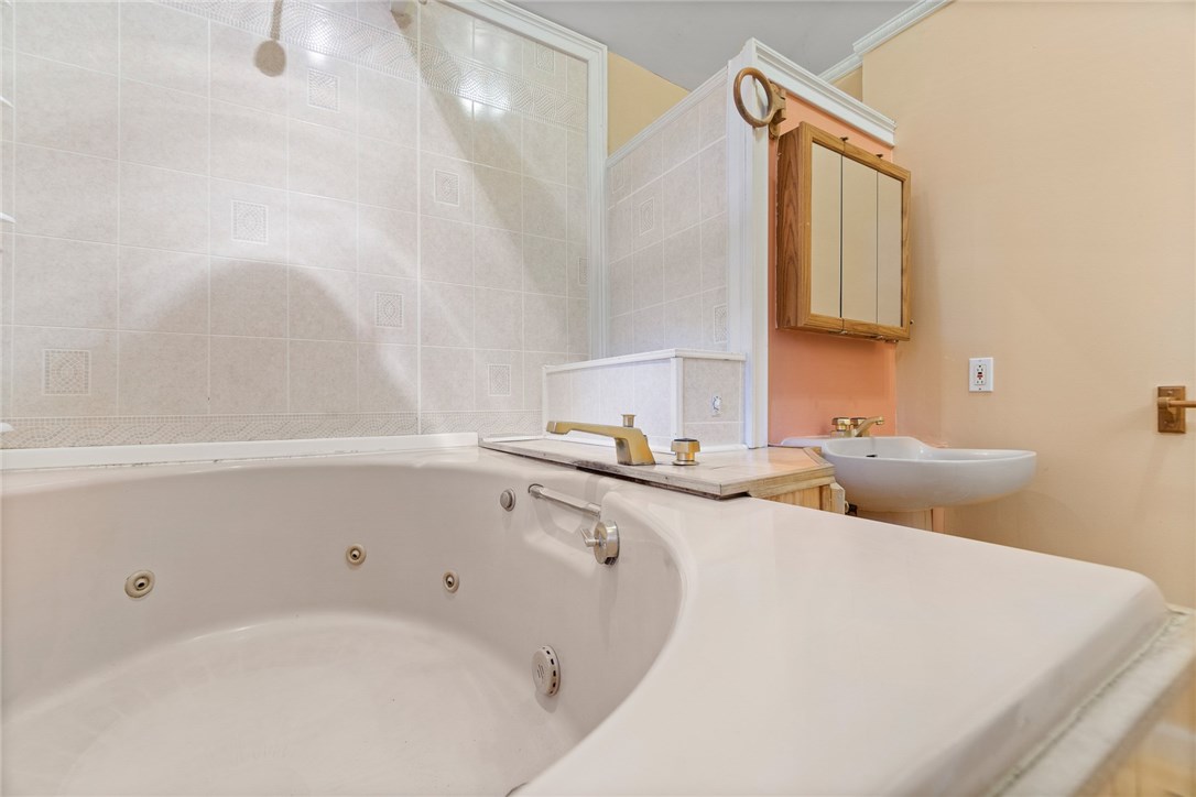 183 Winnapaug Road Westerly, RI 02891 - Photo 32 of 38