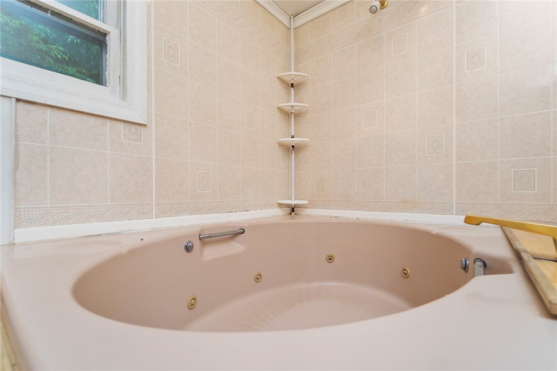 183 Winnapaug Road Westerly, RI 02891 - Photo 34 of 38