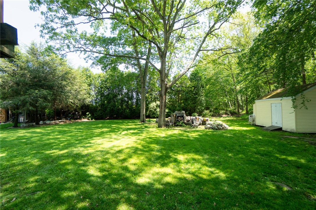 183 Winnapaug Road Westerly, RI 02891 - Photo 5 of 38