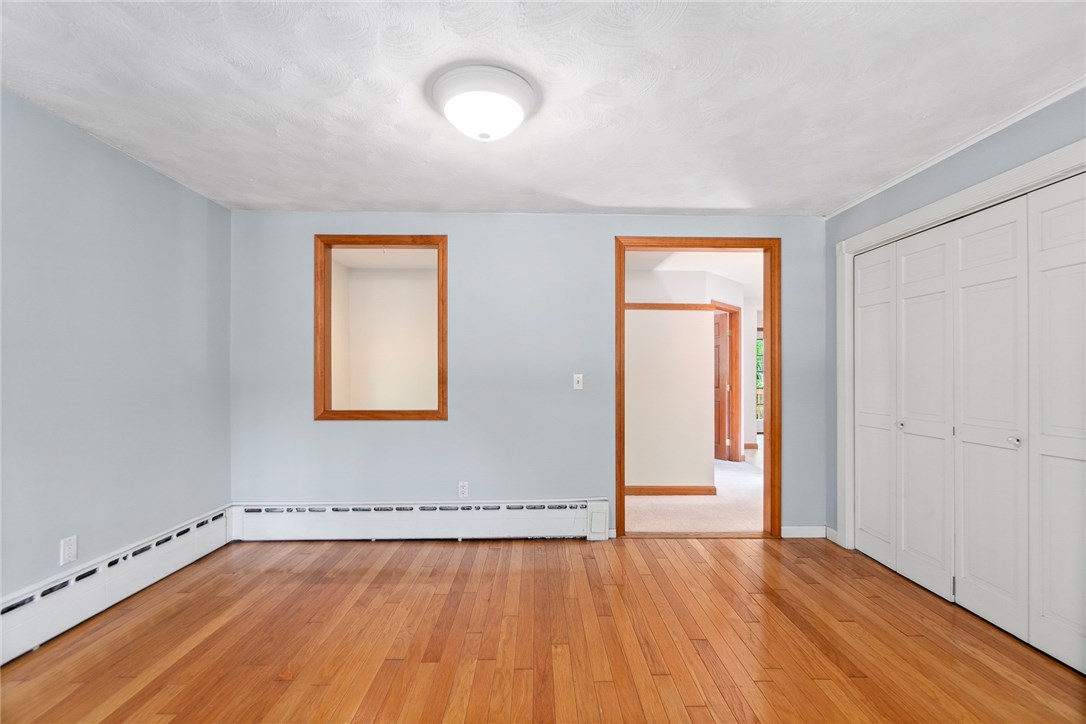 183 Winnapaug Road Westerly, RI 02891 - Photo 8 of 38