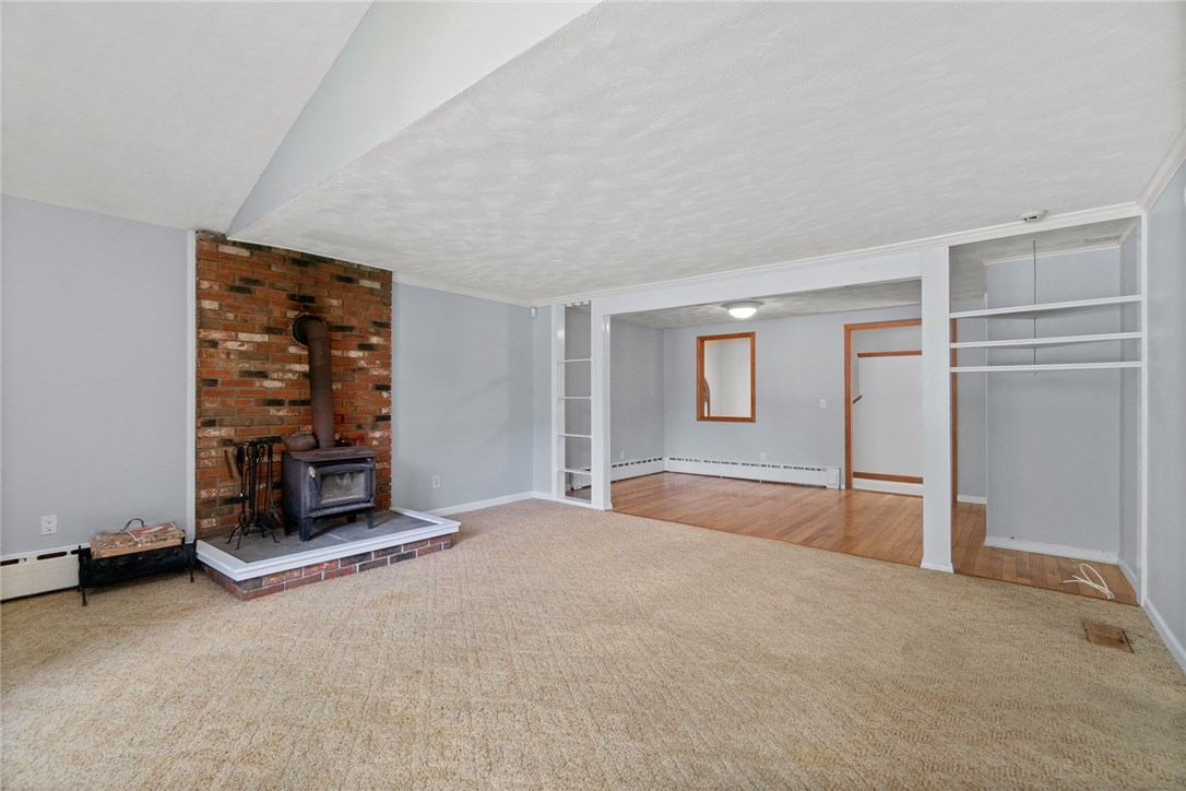 183 Winnapaug Road Westerly, RI 02891 - Photo 9 of 38