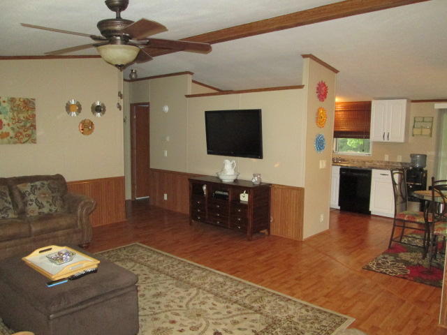 166 Goney Road Grimsley, TN 38565 - Photo 3 of 17 3 Living room