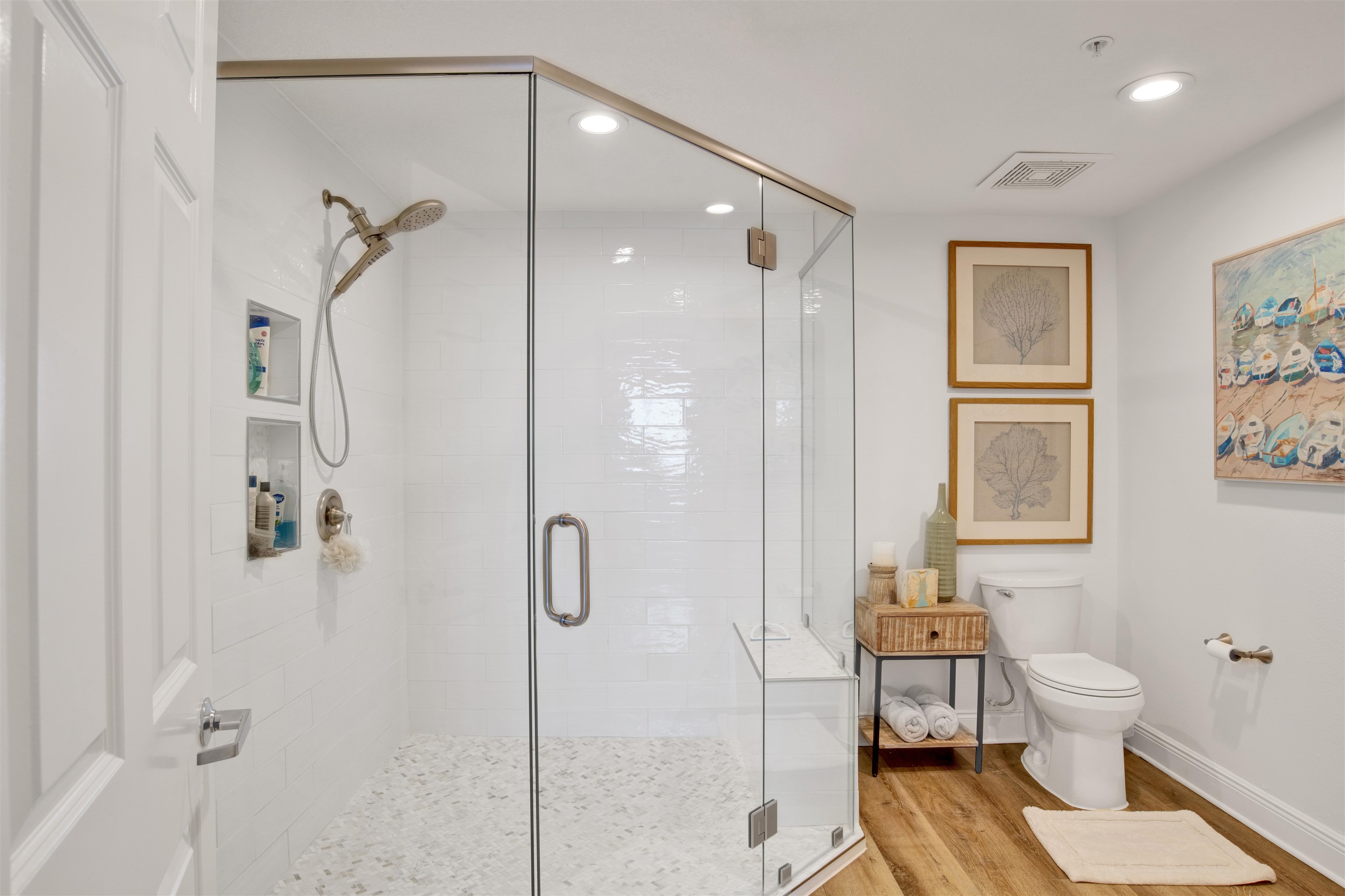 27800 Canal Road, Unit 310 Orange Beach, AL 36561 - Photo 22 of 31 Bathroom