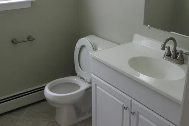 $2,300 | 48 Colonial Way, Unit LEFT, Rehoboth, MA 02769