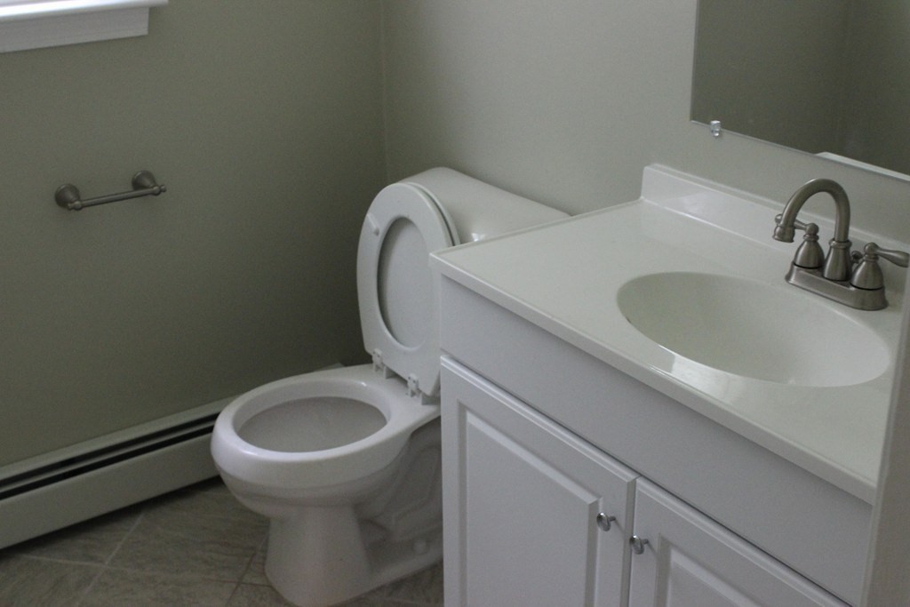 48 Colonial Way, Unit LEFT Rehoboth, MA 02769 - Photo 11 of 25