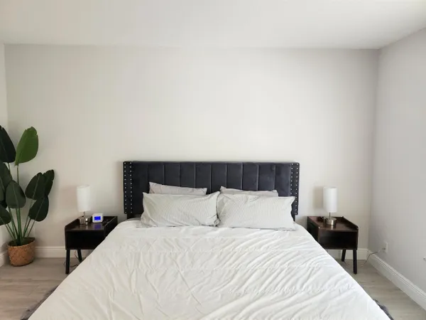 $3,500 | 572 Southeast 20th Avenue, Unit 3, Deerfield Beach, FL 33441