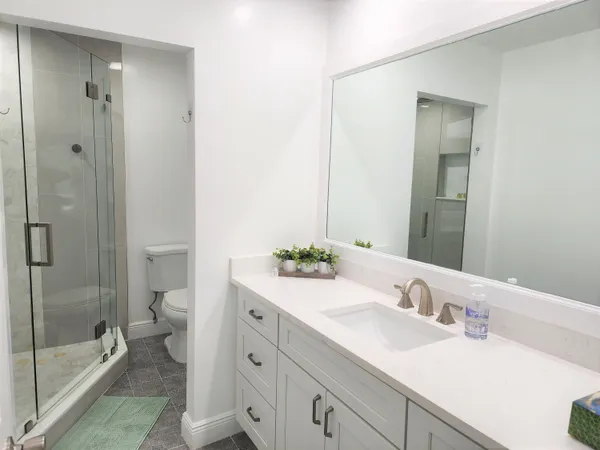 $3,500 | 572 Southeast 20th Avenue, Unit 3, Deerfield Beach, FL 33441