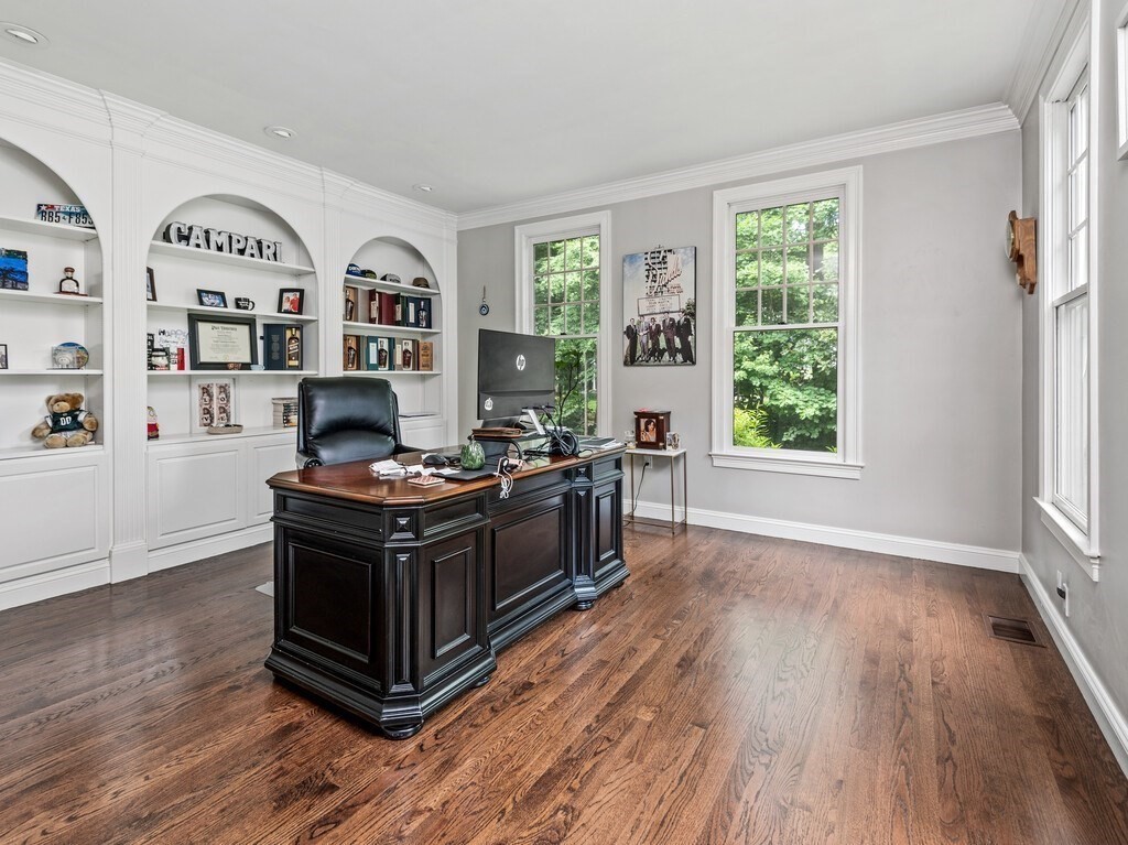 5 South Barn Road Hopkinton, MA 01748 - Photo 6 of 41 Gallery Image 6