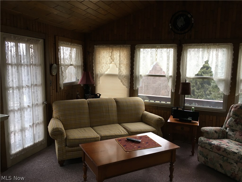 3322 Tabor Ridge Road Northeast Mineral City, OH 44656 - Photo 11 of 28 Gallery Image 11