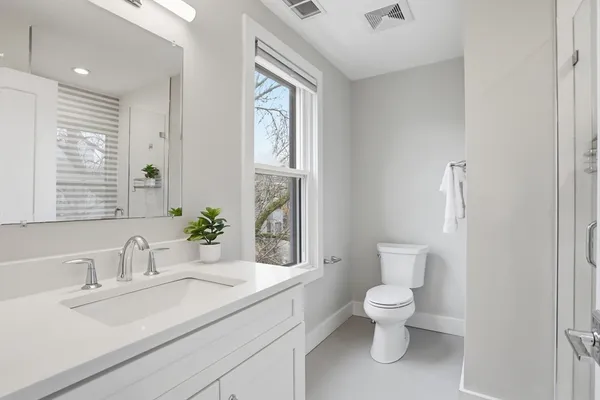 $925,000 | 57 Hurley Street, Unit 3, Cambridge, MA 02141