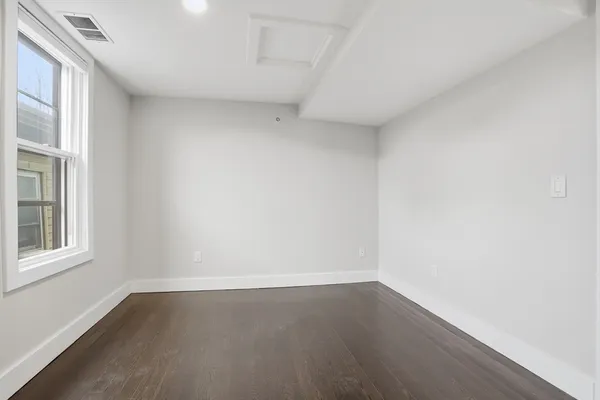 $925,000 | 57 Hurley Street, Unit 3, Cambridge, MA 02141