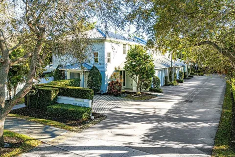 $865,000 | 612 Southwest 15th Street, Fort Lauderdale, FL 33315