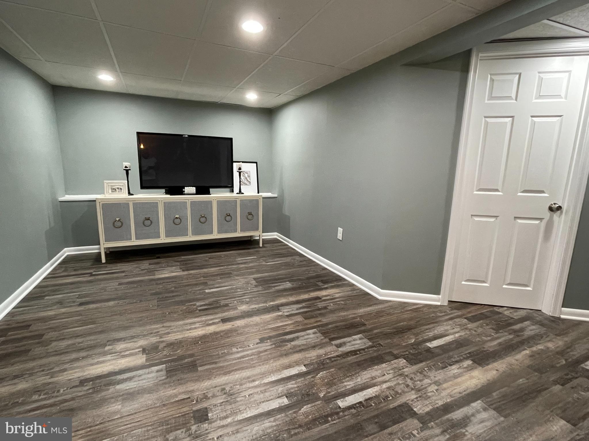 145 Wengate Road Owings Mills, MD 21117 - Photo 6 of 25 Gallery Image 6