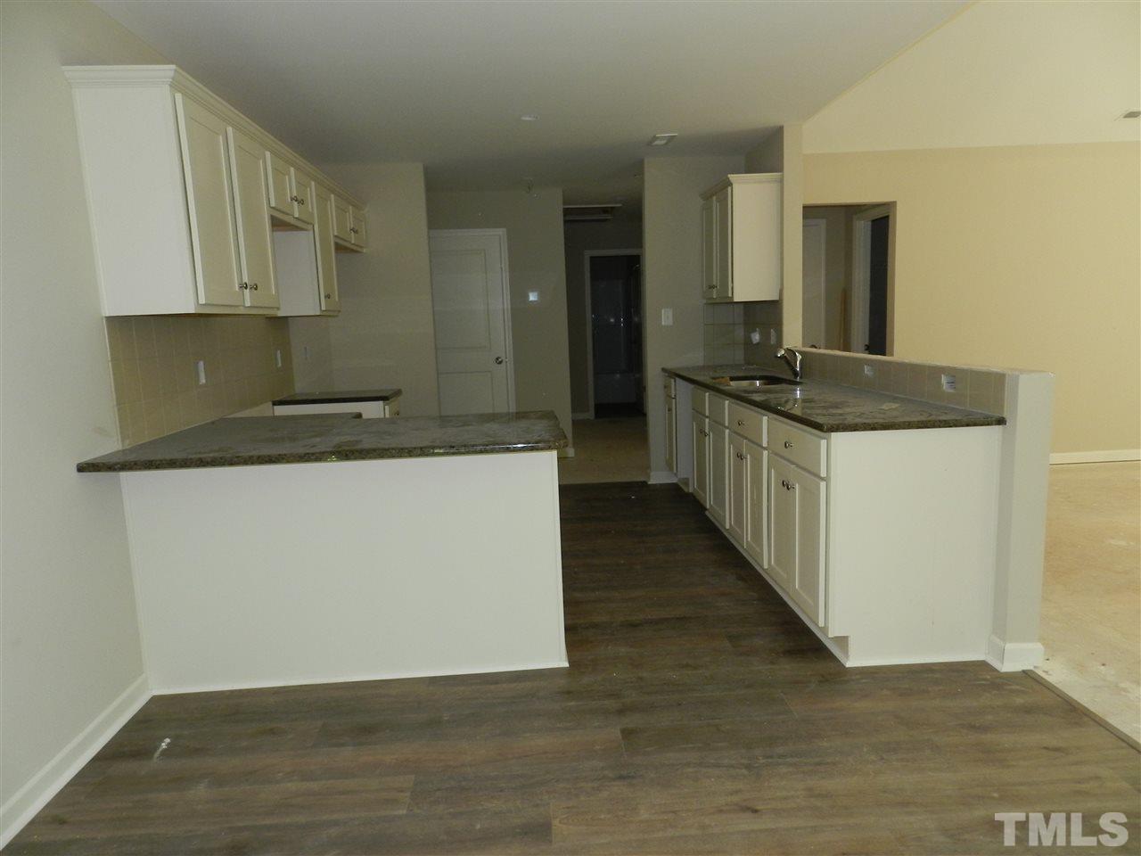 206 Lee Road Clayton, NC 27520 - Photo 4 of 11 Gallery Image 4