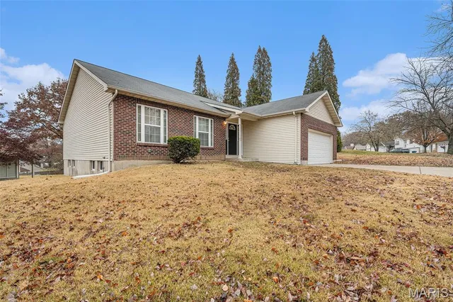 $240,000 | 5237 Trailview Drive, Black Jack, MO 63033
