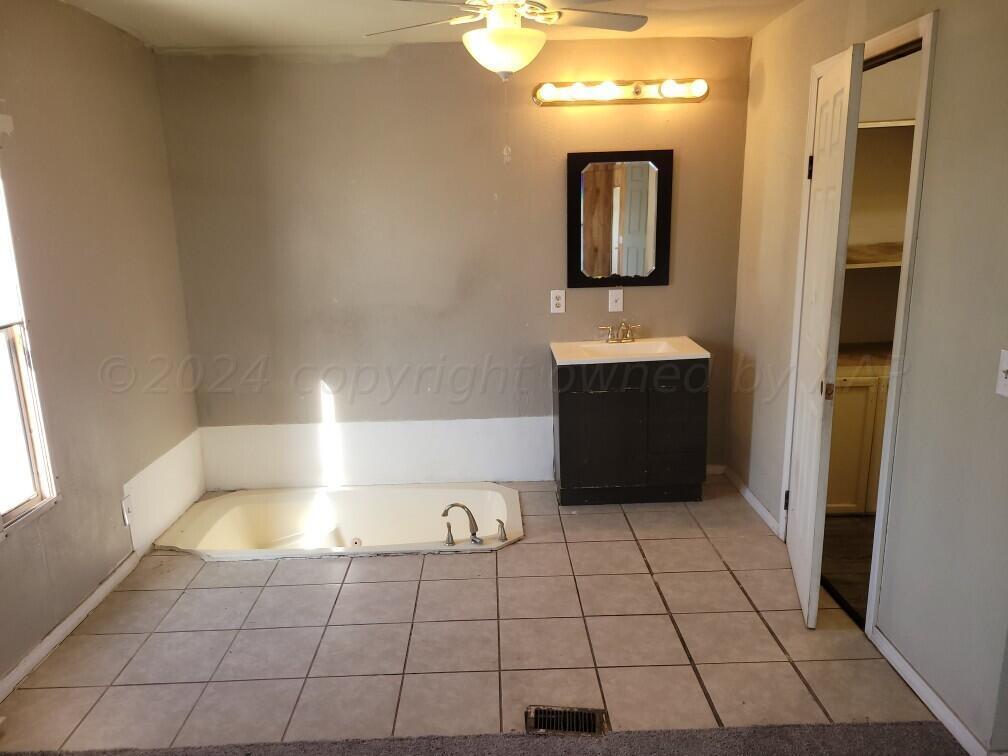 6307 Mark Road Amarillo, TX 79118 - Photo 9 of 17 9_60012714_9_1729598601