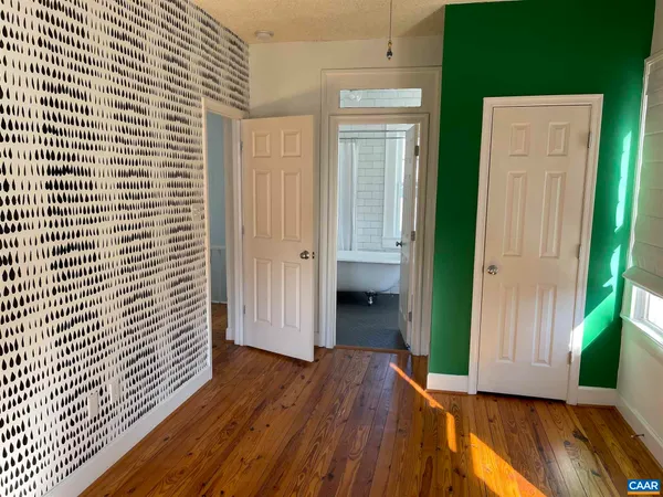 $3,200 | 311 5th Street Southwest, Charlottesville, VA 22903