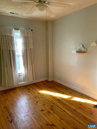 $3,200 | 311 5th Street Southwest, Charlottesville, VA 22903