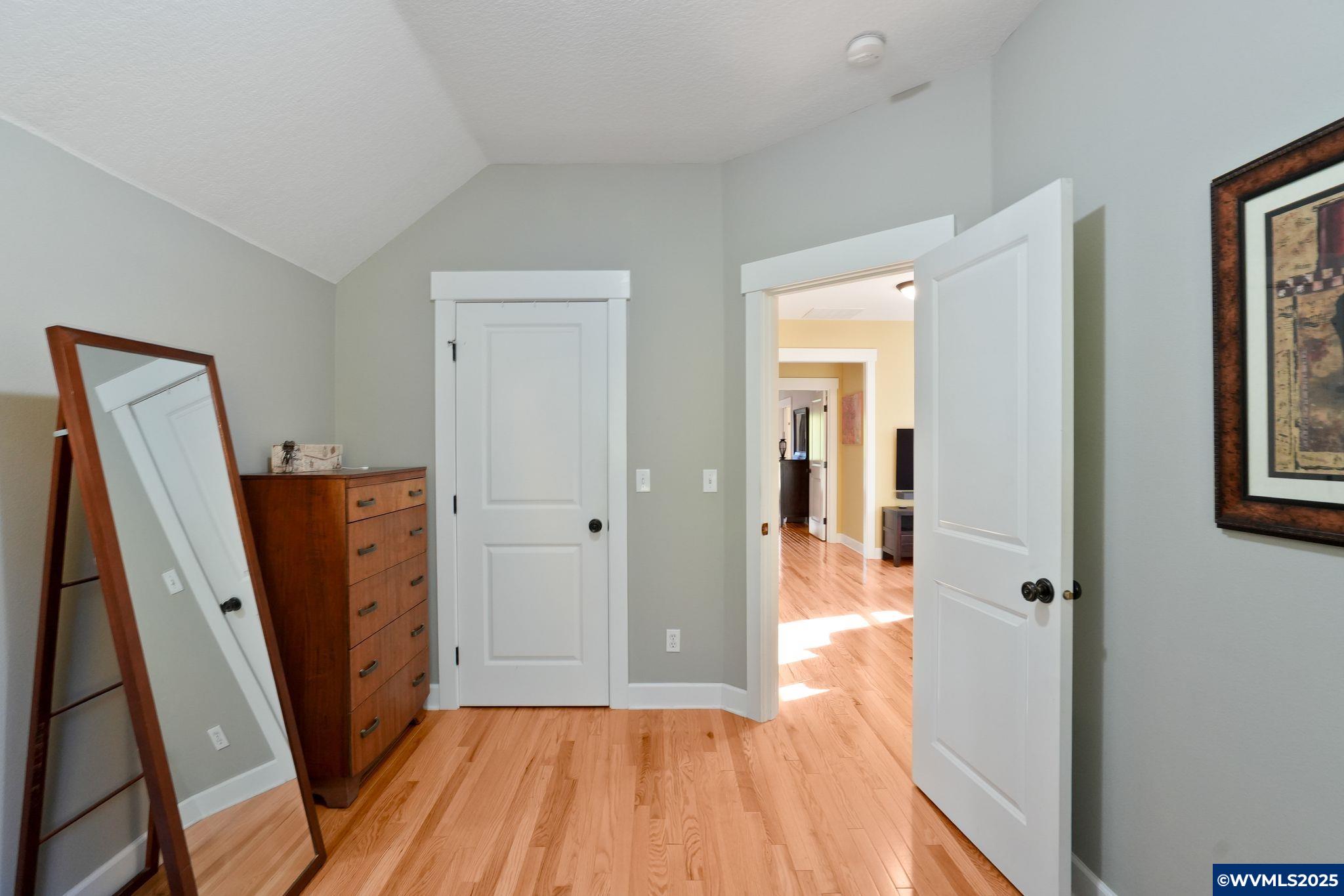588 Rural Avenue South Salem, OR 97302 - Photo 39 of 48
