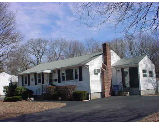33 Essex Road Sharon, MA 02067 - Photo 1 of 6 Gallery Image 1