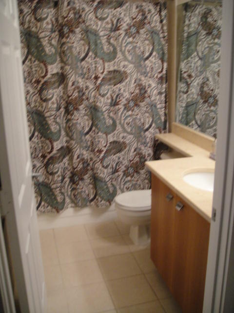 1165 Crystal Way, Unit I Delray Beach, FL 33444 - Photo 13 of 18 Master Bath