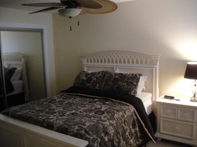 1165 Crystal Way, Unit I Delray Beach, FL 33444 - Photo 6 of 18 Master bedroom