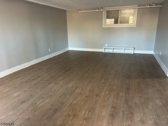 $1,695 | 2 Beech Spring Drive, Unit 4I, Summit, NJ 07901