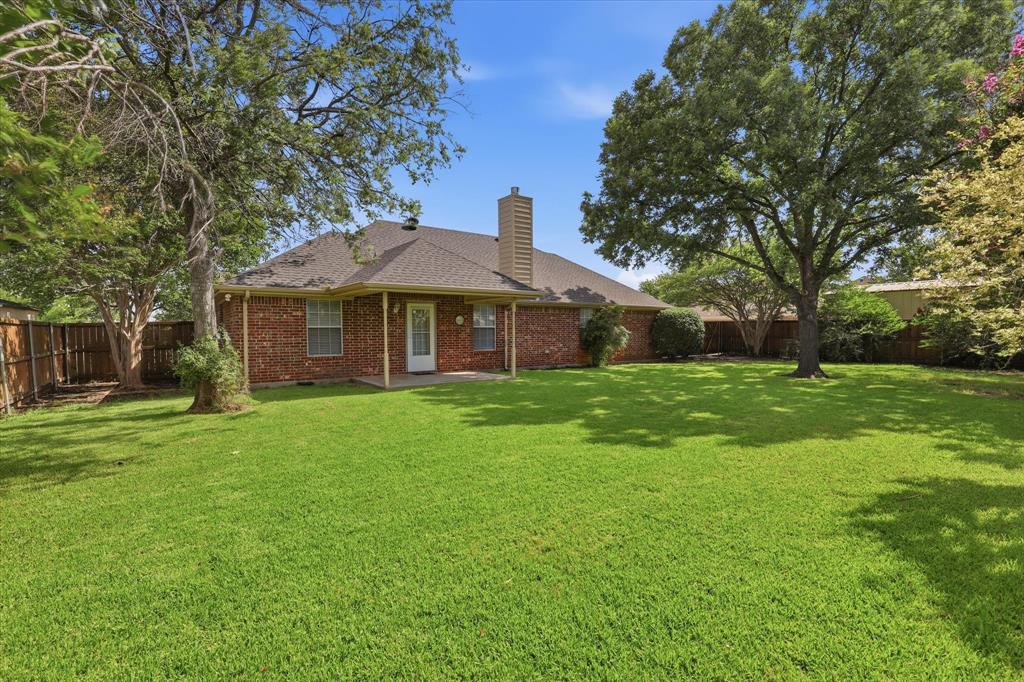 605 Maple Drive Pilot Point, TX 76258 - Photo 33 of 38