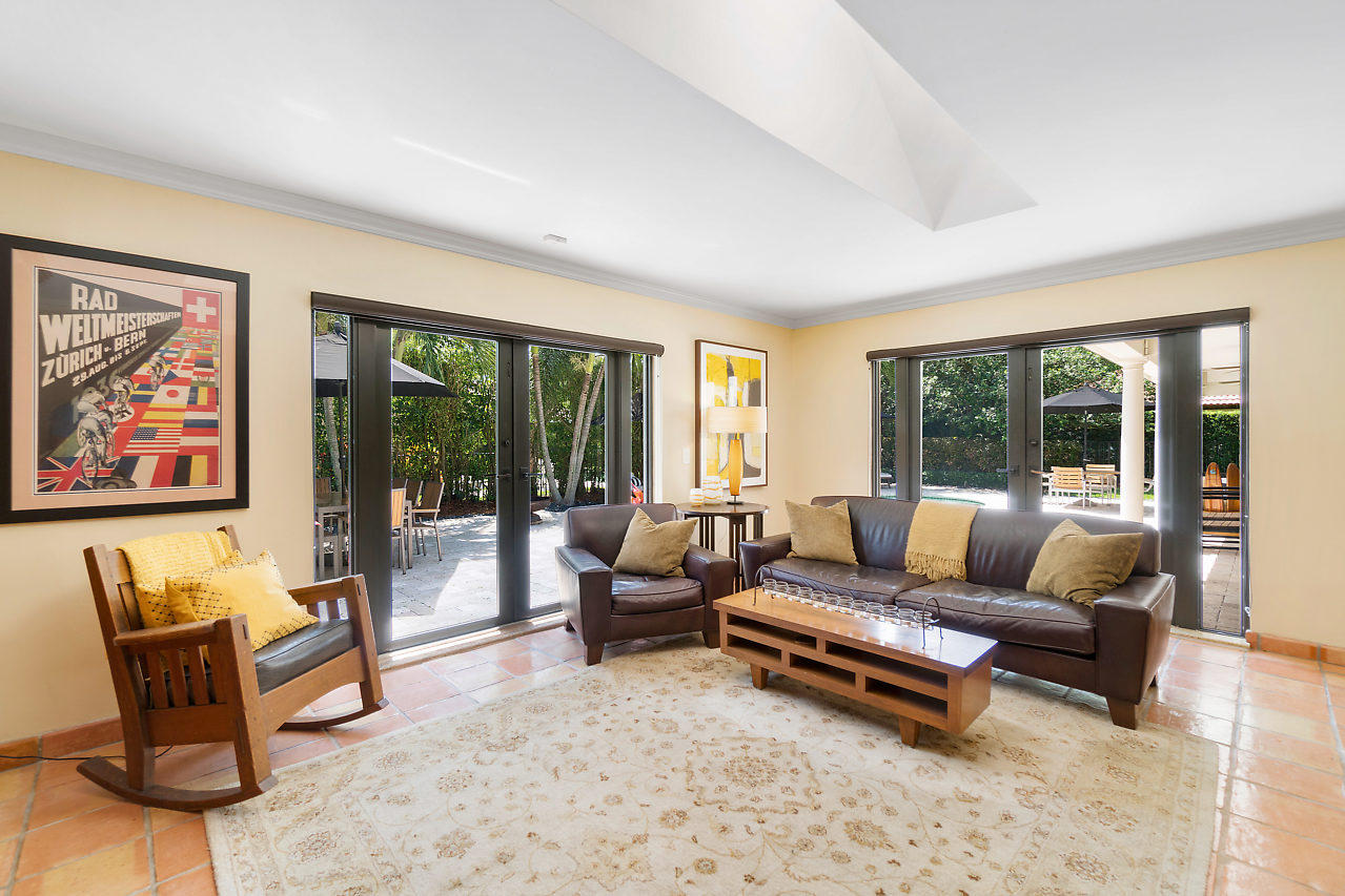 2628 Northwest 27th Terrace Boca Raton, FL 33434 - Photo 11 of 48 011-2628NW27thTer-BocaRaton-FL-small