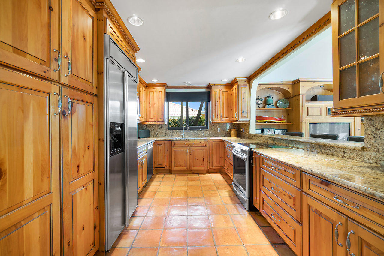 2628 Northwest 27th Terrace Boca Raton, FL 33434 - Photo 14 of 48 014-2628NW27thTer-BocaRaton-FL-small