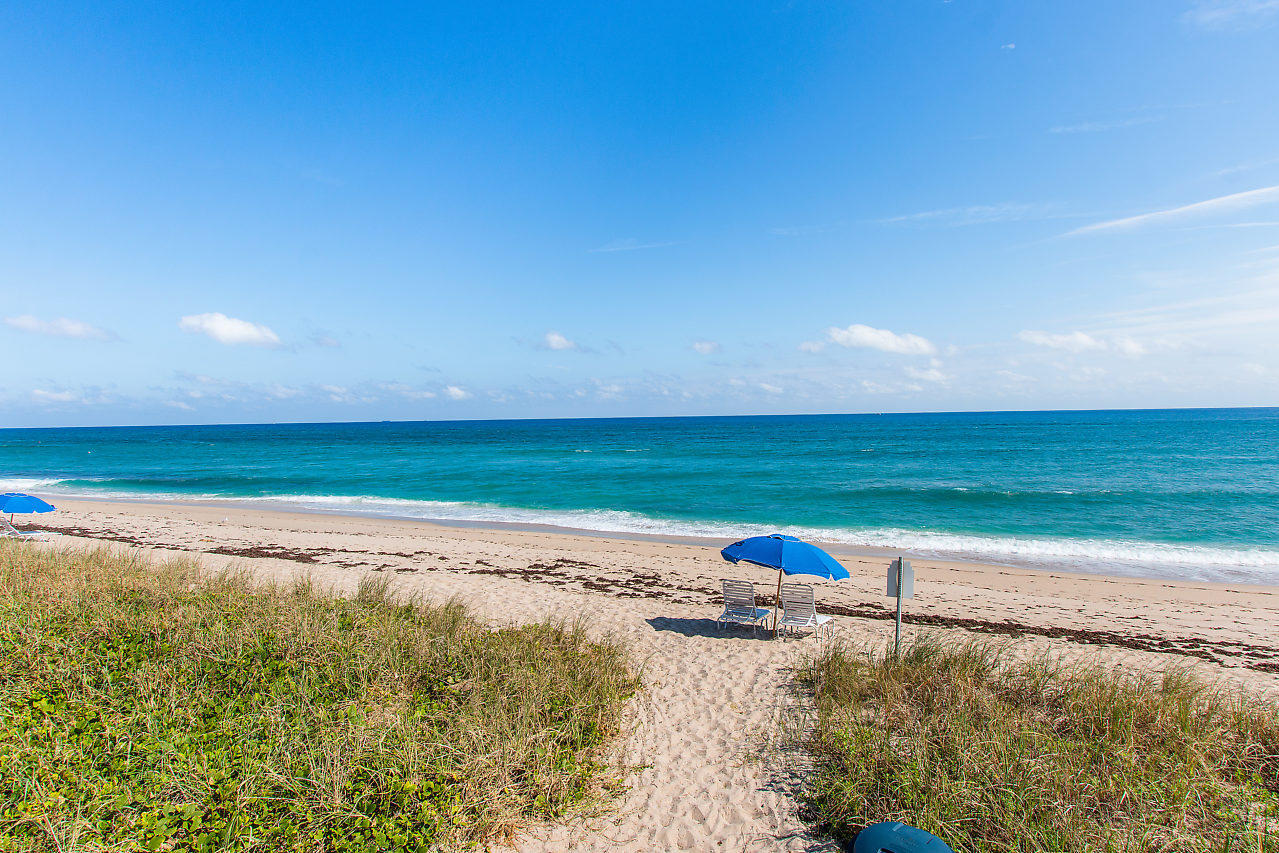 2628 Northwest 27th Terrace Boca Raton, FL 33434 - Photo 48 of 48 048-2628NW27thTer-BocaRaton-FL-small