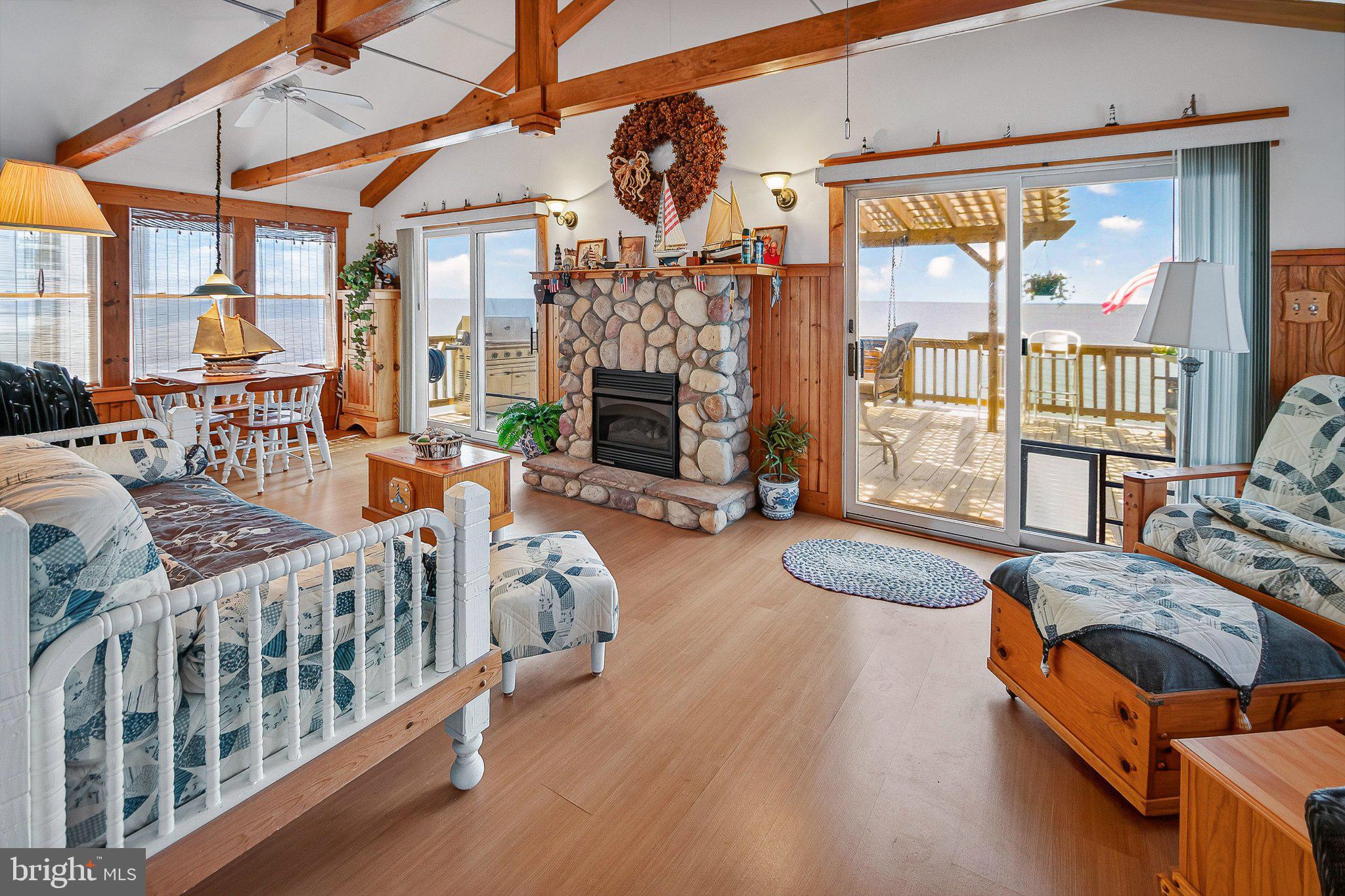 314 New Jersey Avenue Fortescue, NJ 08321 - Photo 17 of 38 Upper level family room w/ bay views