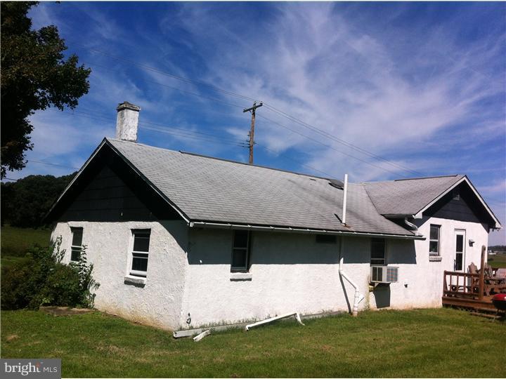 384 Calvary Road Oxford, PA 19363 - Photo 3 of 10 Exterior Back