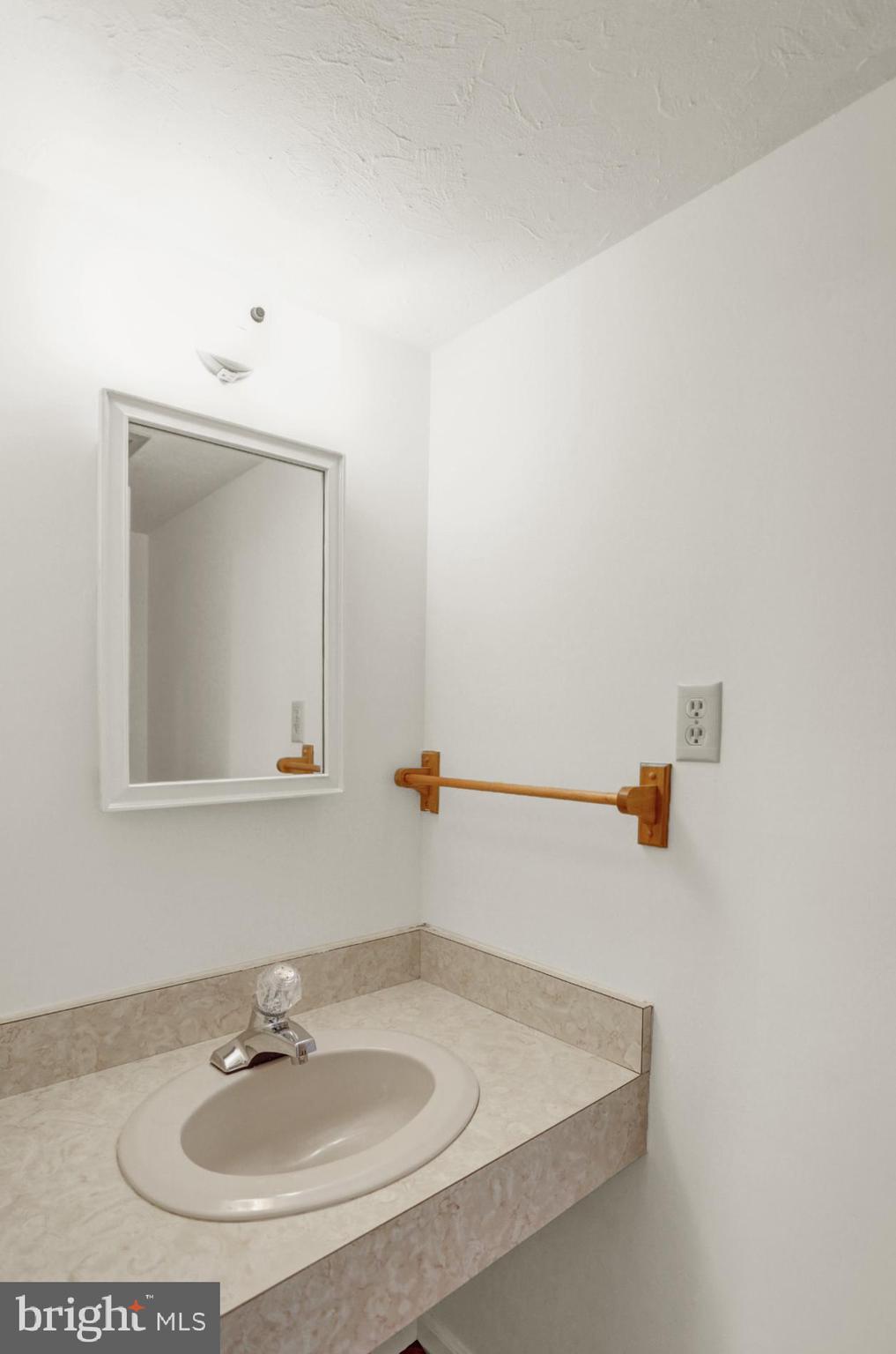 1800 Alsace Road Reading, PA 19604 - Photo 23 of 45 half bath Lower Level