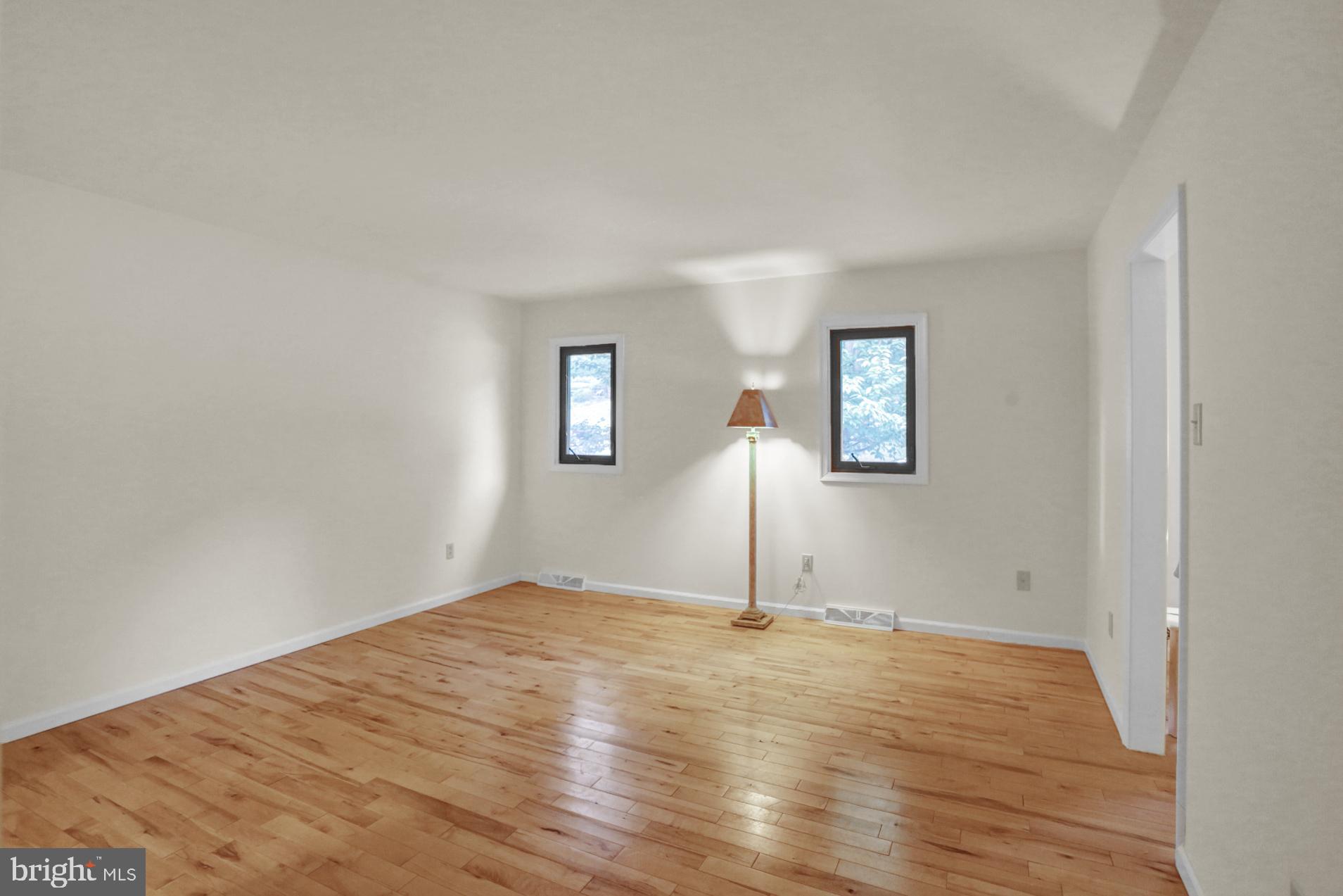 1800 Alsace Road Reading, PA 19604 - Photo 31 of 45 Master bedroom