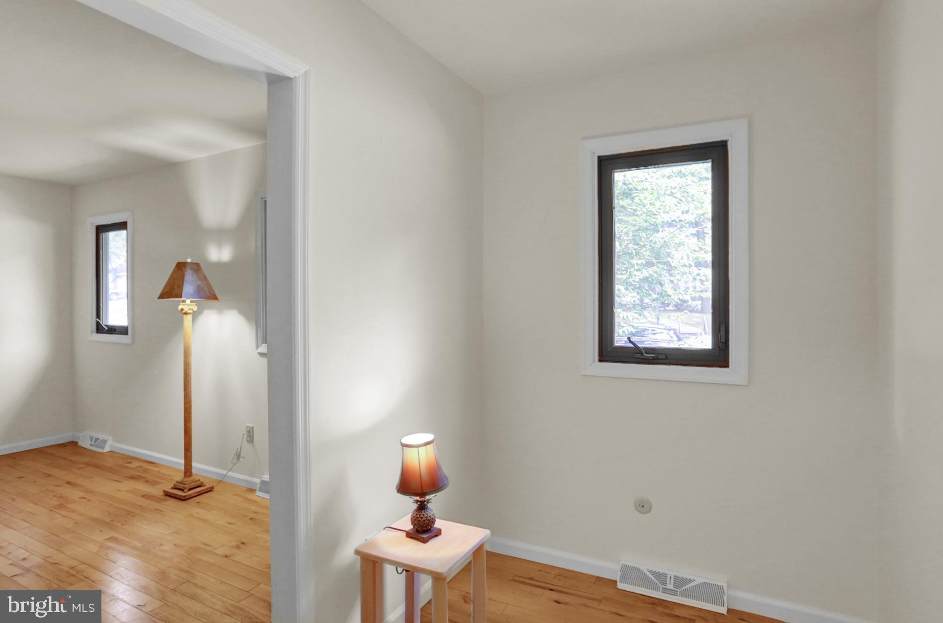 1800 Alsace Road Reading, PA 19604 - Photo 34 of 45 Master bedroom w/ reading nook entry area