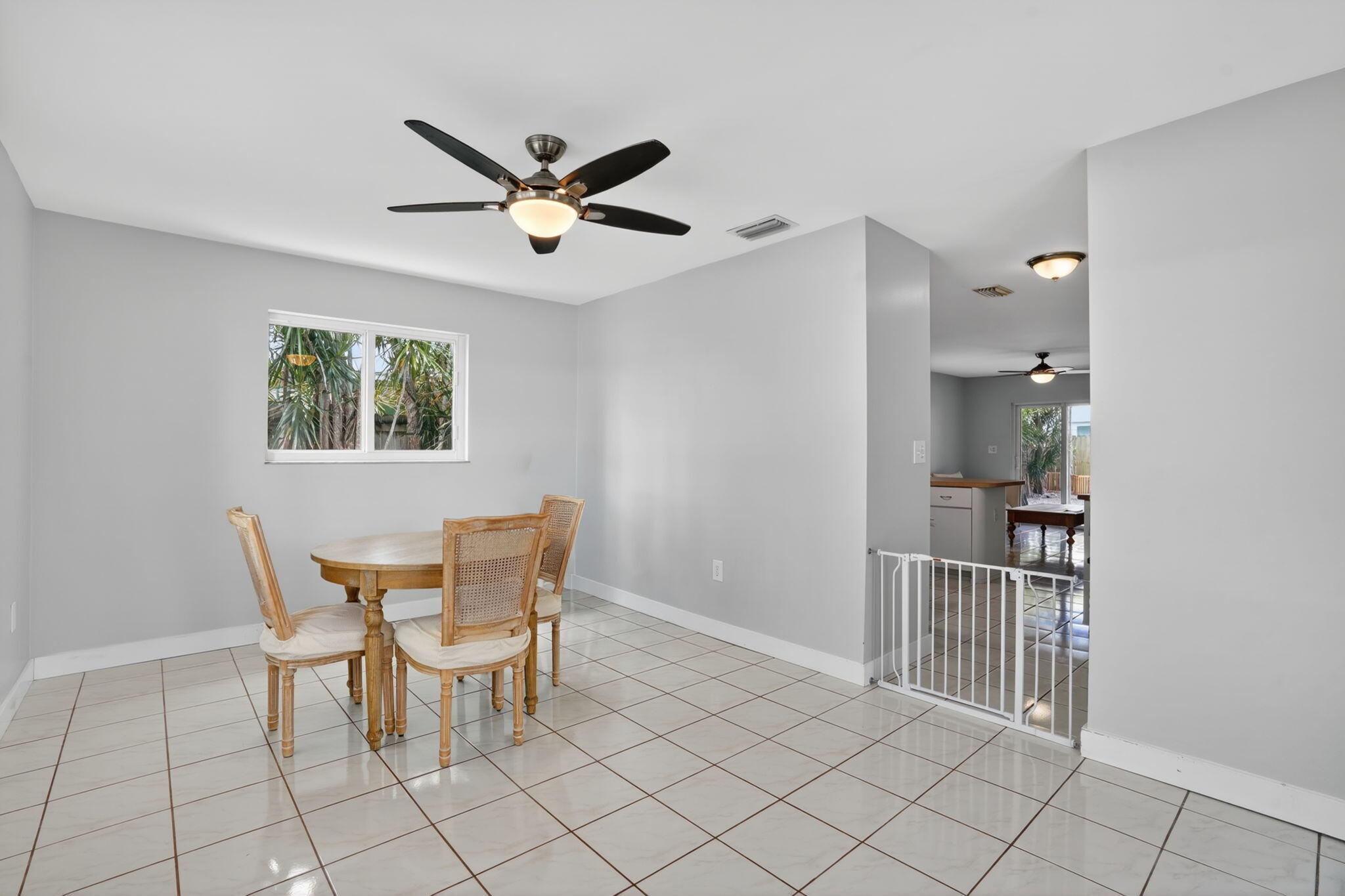 8 North End Road Key Largo, FL 33037 - Photo 5 of 39 5-web-or-mls-DSC09238-2