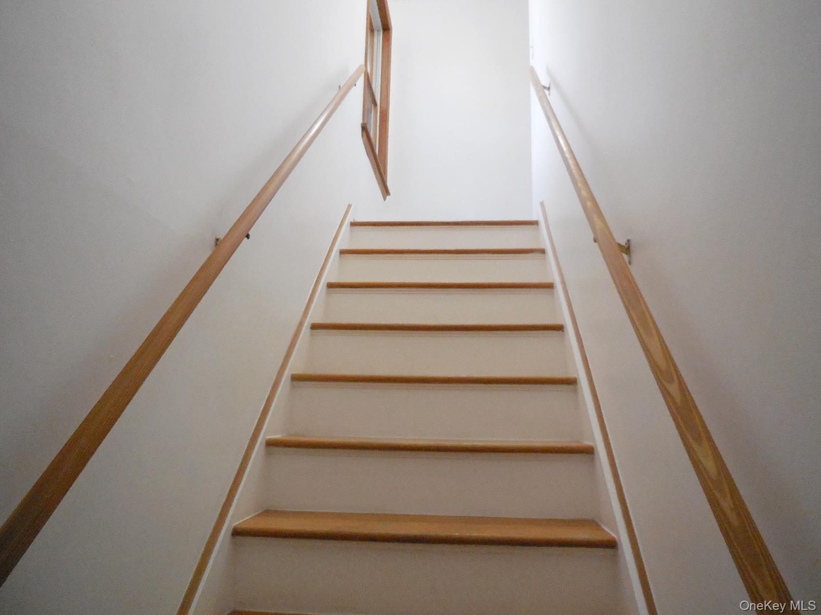 617 Burlingham Road Bloomingburg, NY 12721 - Photo 9 of 39 Stairs to second floor.