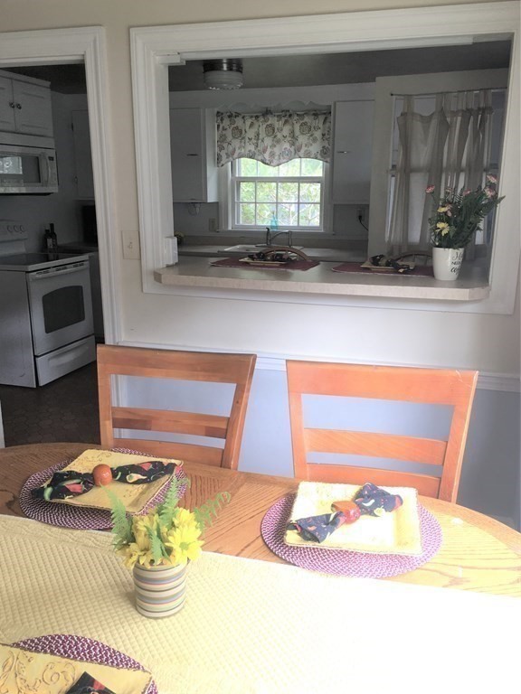 60 Rindge Street Weymouth, MA 02189 - Photo 7 of 32 Gallery Image 7