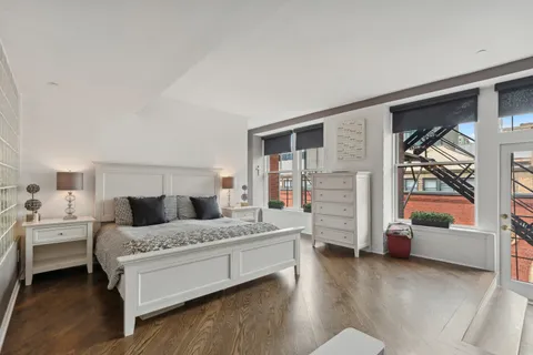 $750,000 | 727 South Dearborn Street, Unit 911, Chicago, IL 60605