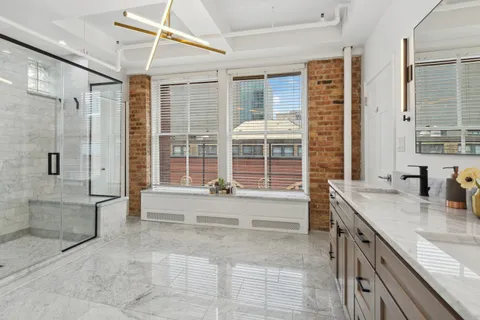 $750,000 | 727 South Dearborn Street, Unit 911, Chicago, IL 60605