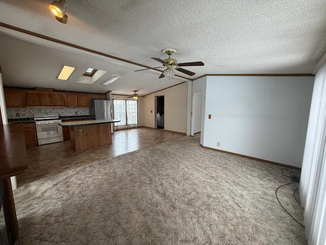 $39,000 | 1 Cardinal Drive, Beecher, IL 60401