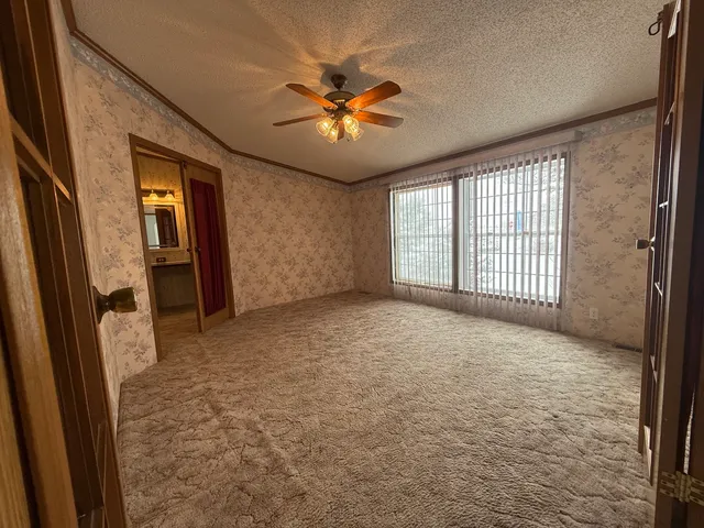 $39,000 | 1 Cardinal Drive, Beecher, IL 60401