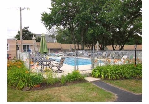 454 Winnacunnet Road, Unit 15 Hampton, NH 03842 - Photo 4 of 21