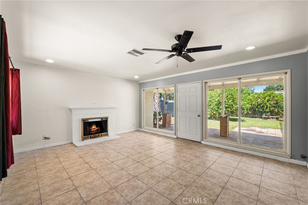 3725 Tahoe Court Riverside, CA 92506 - Photo 10 of 41