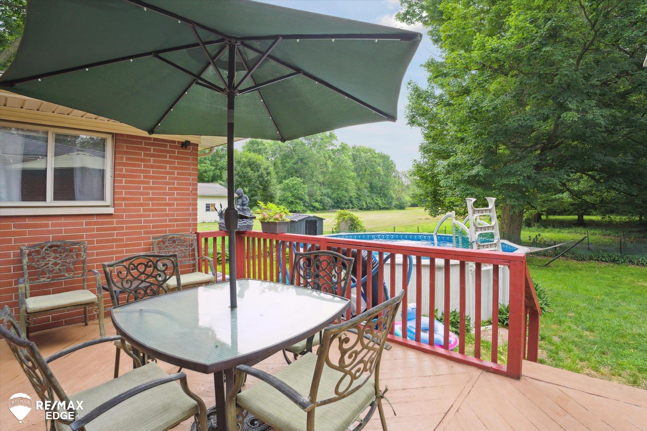 1201 Gilbert Street Flint, MI 48532 - Photo 32 of 40 50180936-af1008a7-6ea7-4c71-83d2-7eacbdbbdb60.JPG
