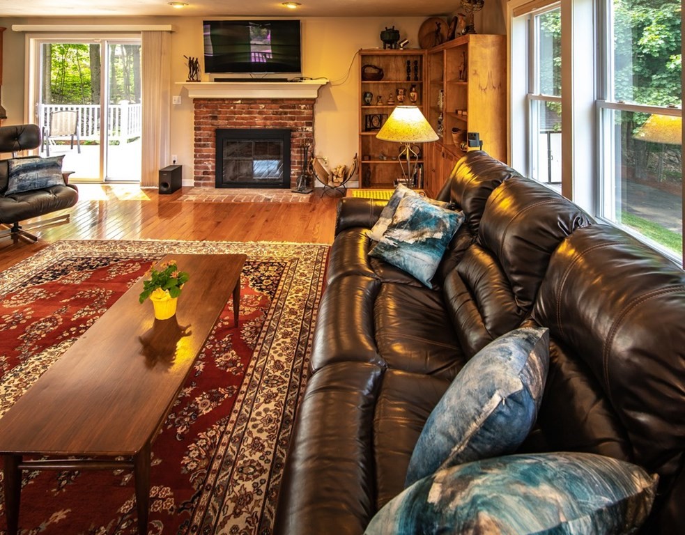11 Prouty Lane Rutland, MA 01543 - Photo 7 of 41 Gallery Image 7